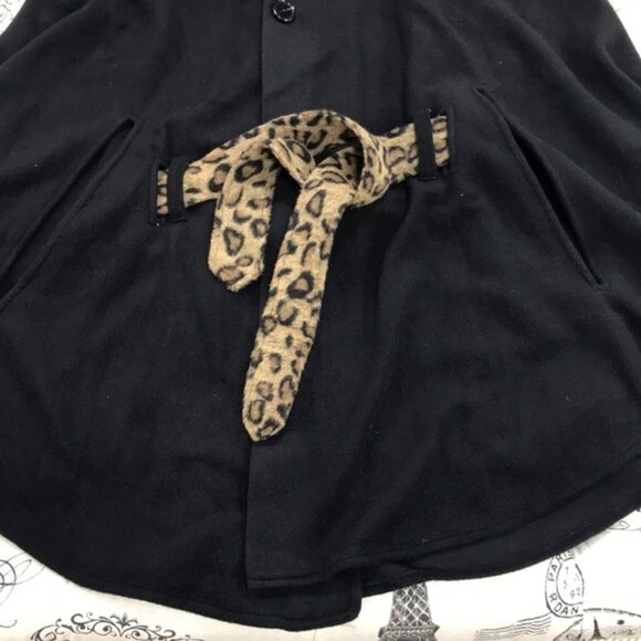 New Directions Solid Cape Leopard Belt - Picture 4 of 5